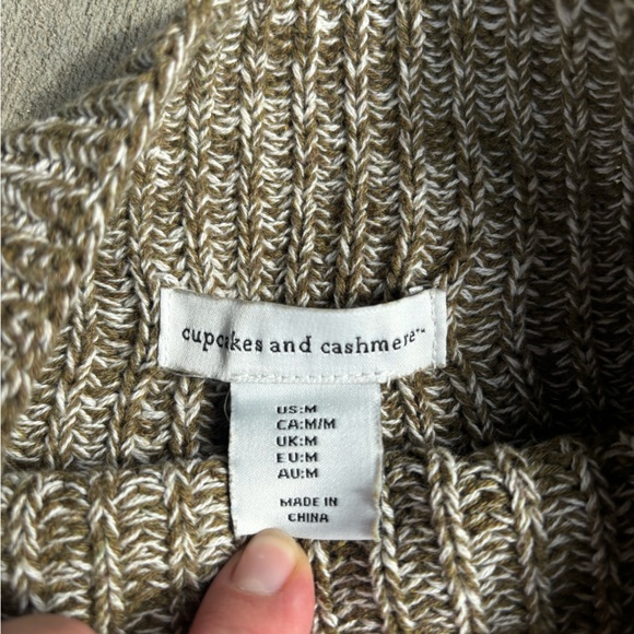 Cupcakes and Cashmere Sweater Size Small Mock Neck Marled Knit Olive - Picture 3 of 7
